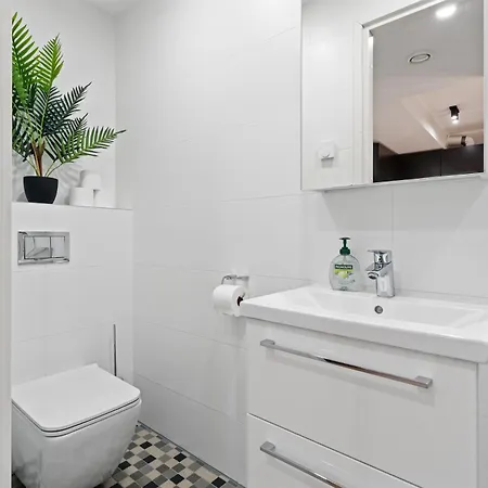 Modern In Tallinn, Telliskivi Appartement *